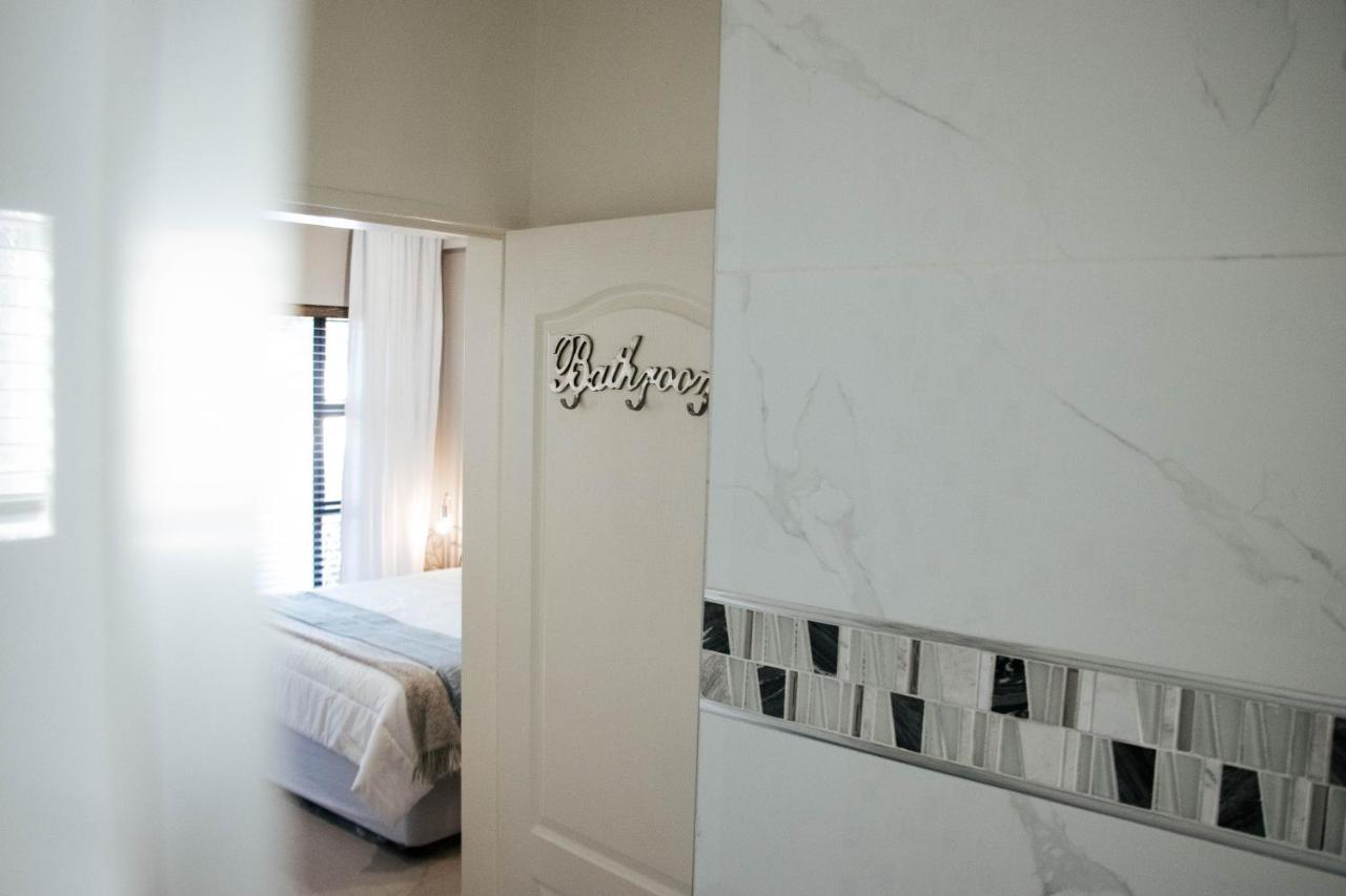Mi Vida Guesthouse Klerksdorp Bagian luar foto