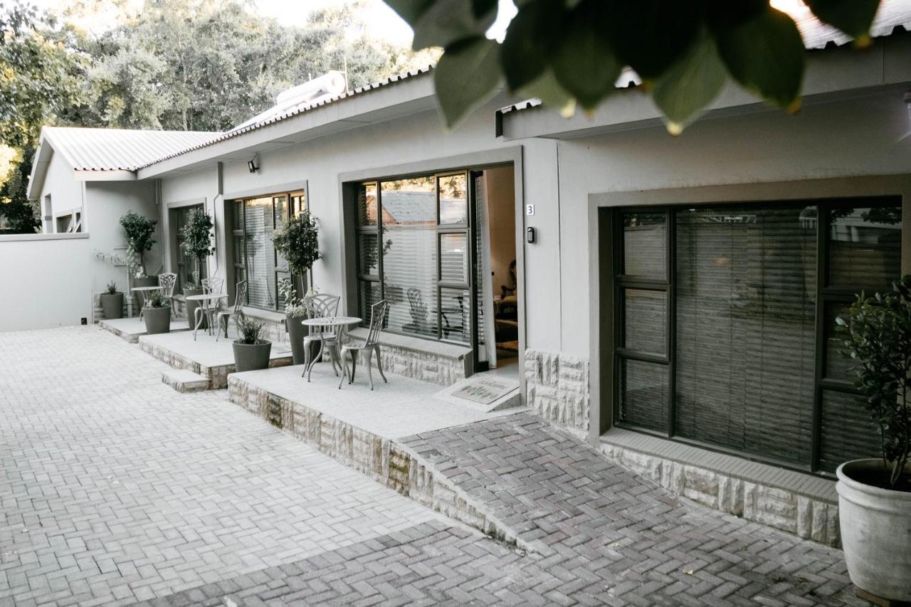 Mi Vida Guesthouse Klerksdorp Bagian luar foto