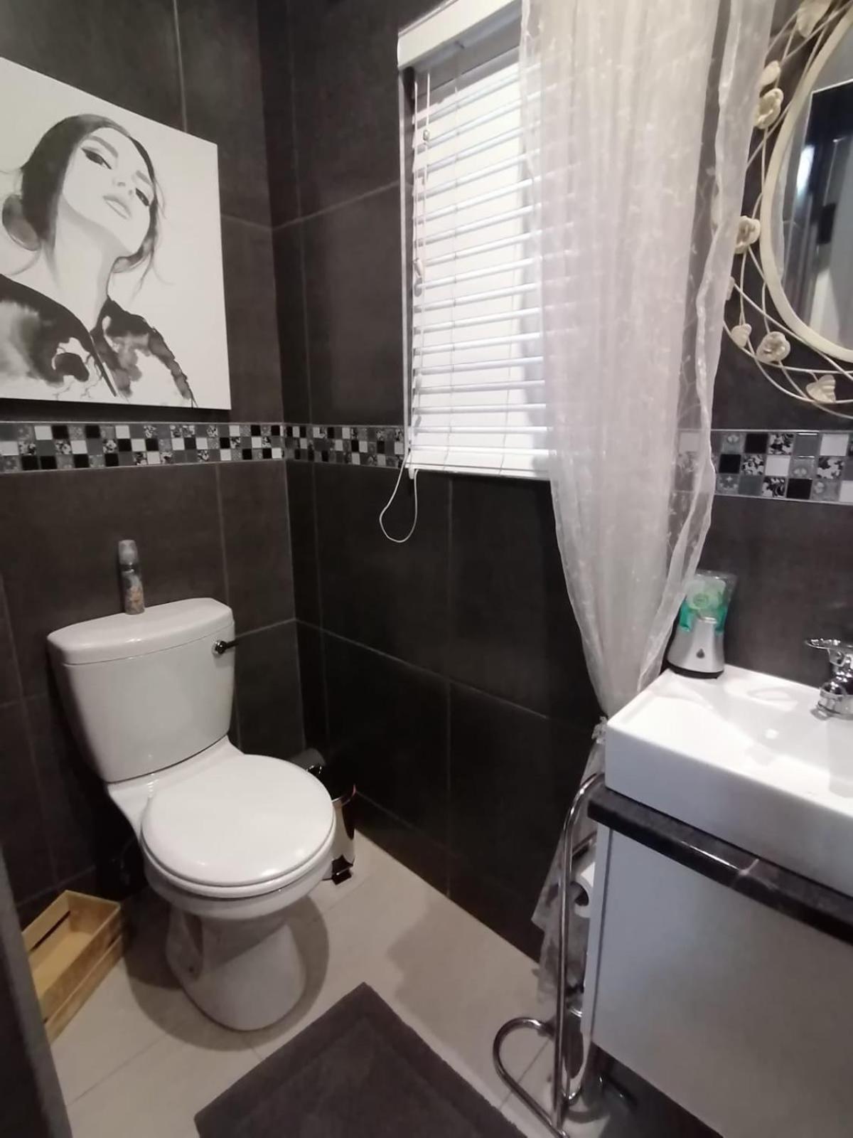 Mi Vida Guesthouse Klerksdorp Bagian luar foto